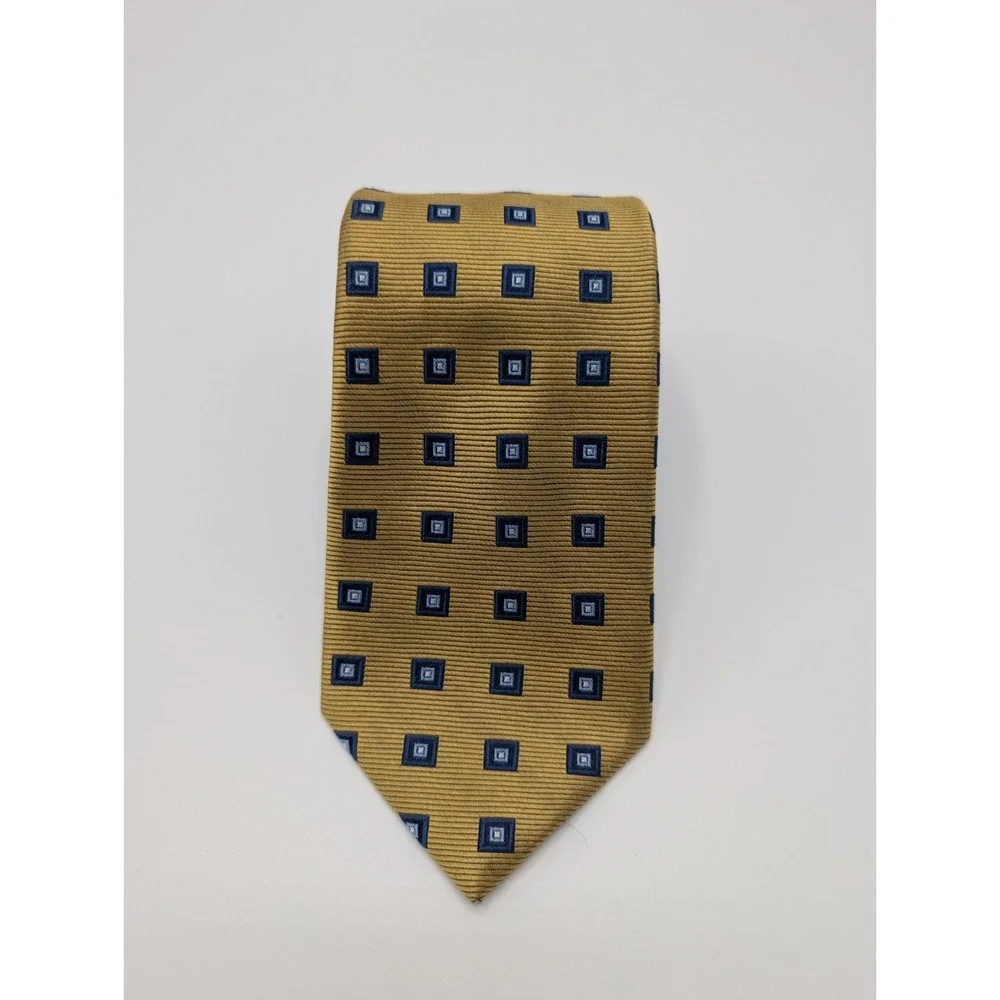 Jos. A. Bank Traveler 100% Silk Men's Neck Tie Geometric Squares